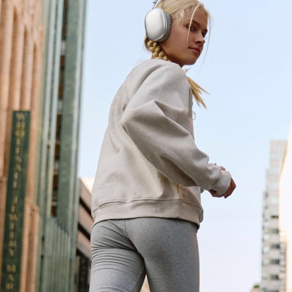 Free People movement for the win sweatshirt sweater oatmeal cream Heather - Picture 4 of 5